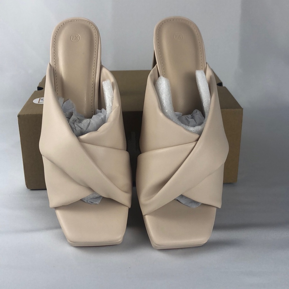 Guayonng Women’s Block Heeled Square Toe Sandals Size 7.5